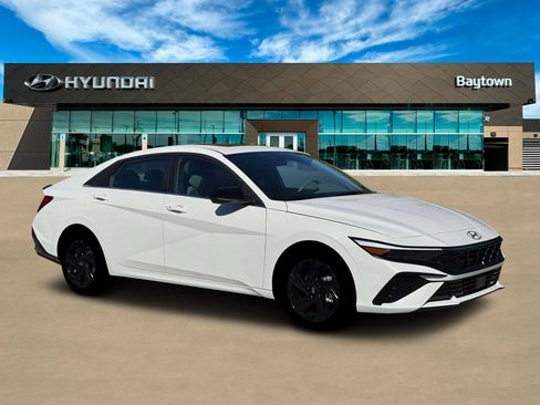 New 2026 Hyundai Elantra SEL Sport Premium w/ Cargo Package FWD image 10