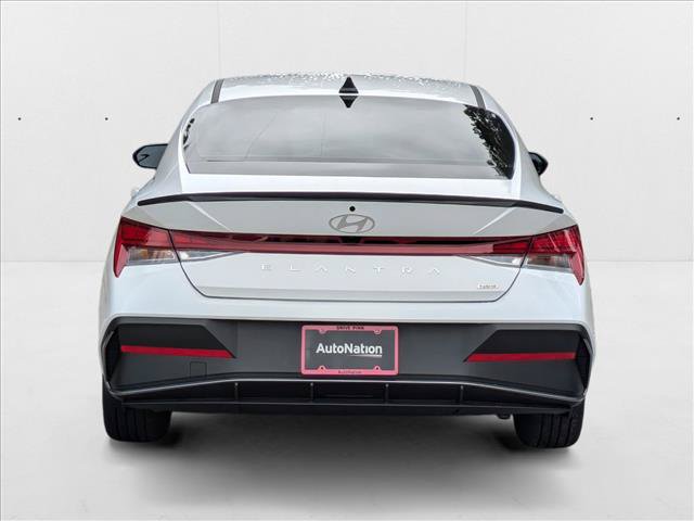 New 2025 Hyundai Elantra SEL FWD image 7