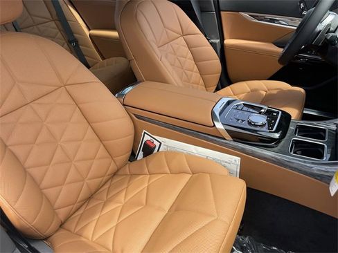 New 2025 BMW 740i 740i w/ Premium Package image 11