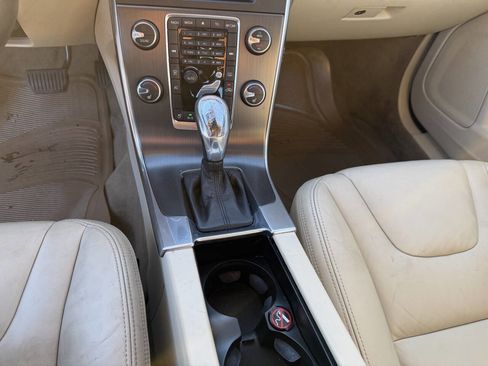 Used 2013 Volvo S60 T6 image 25