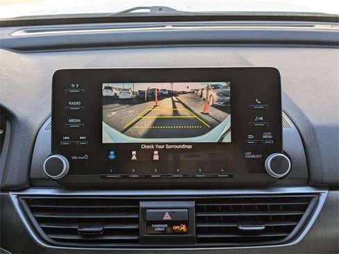 Used 2019 Honda Accord LX image 21