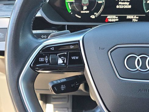 Used 2023 Audi e-tron Premium w/ Convenience Plus Package AWD/4WD image 23