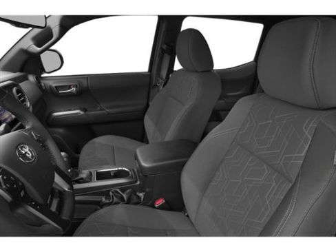 Used 2019 Toyota Tacoma TRD Sport AWD/4WD image 9
