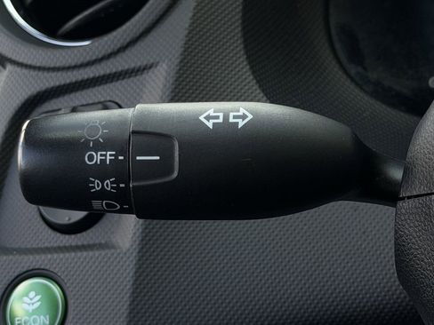Used 2011 Honda Insight EX image 21
