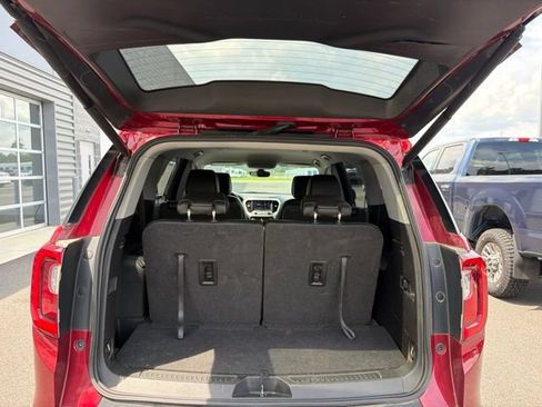 Used 2020 GMC Acadia SLT w/ Premium Package FWD image 8