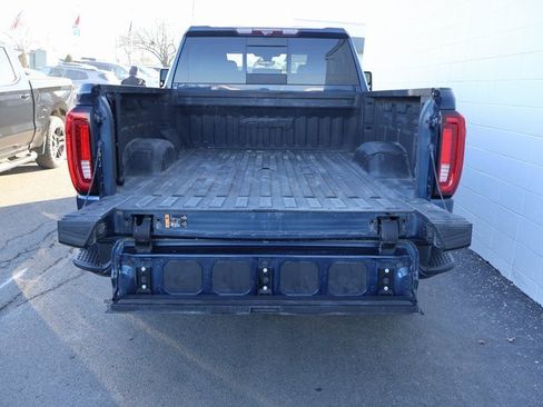 Used 2020 GMC Sierra 2500 AT4 w/ Technology Package image 18