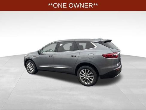Used 2019 Buick Enclave Essence image 4