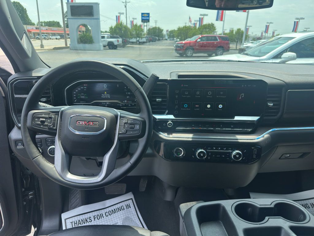 Used 2024 GMC Sierra 1500 SLT AWD/4WD image 13