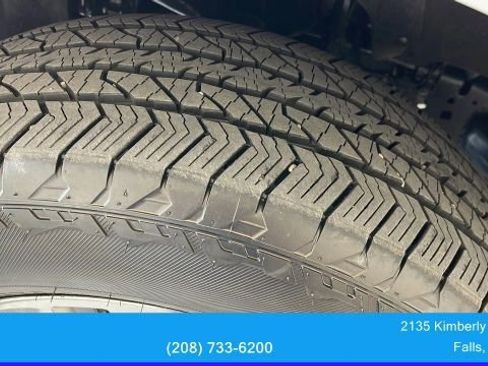 Used 2024 Ford F150 Lariat w/ Equipment Group 502A High image 10