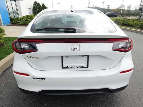 Used 2023 Honda Civic LX image 4