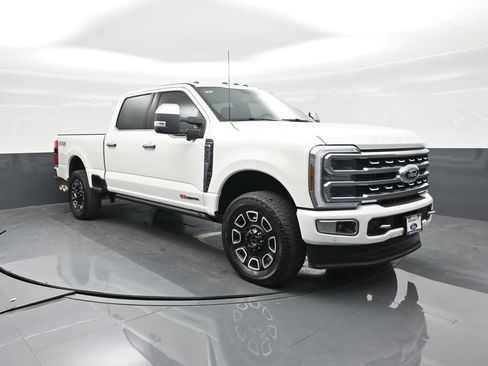 Certified 2024 Ford F350 Platinum image 18