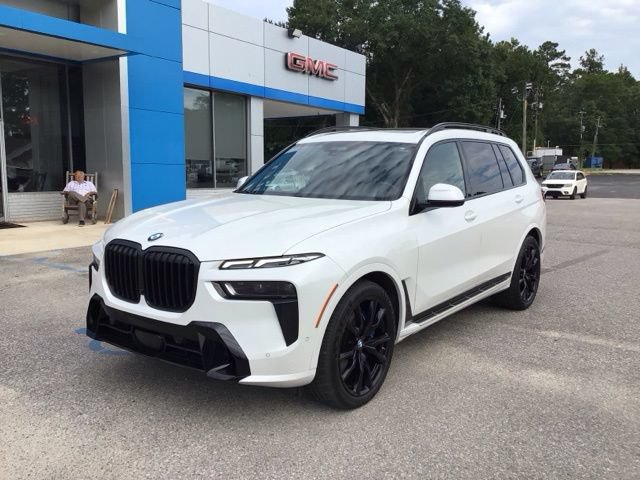 Used 2023 BMW X7 xDrive40i w/ Executive Package AWD/4WD image 1