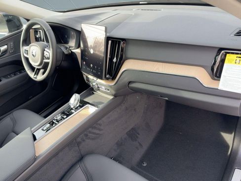 New 2026 Volvo XC60 B5 Core w/ Climate Package image 23