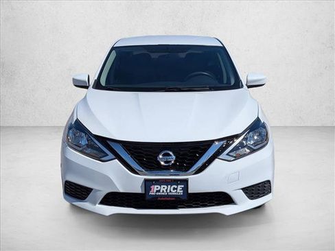 Used 2017 Nissan Sentra S image 2