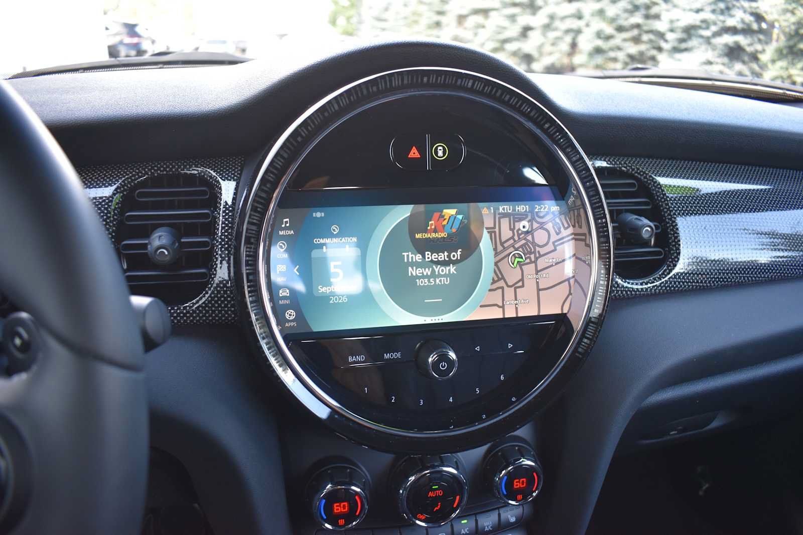 Used 2024 MINI Cooper S w/ Signature Upholstery Package FWD image 18