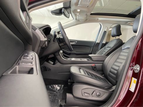 Used 2022 Ford Edge SEL w/ Convenience Package image 16