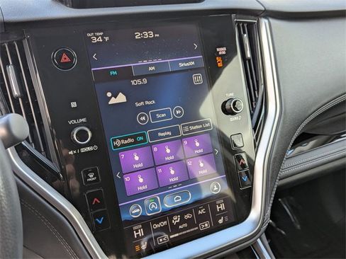 Used 2022 Subaru Outback Limited image 15