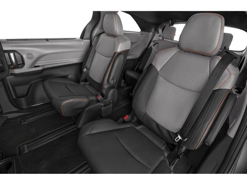 New 2026 Toyota Sienna XSE image 42