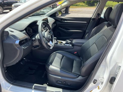 Used 2021 Nissan Altima 2.5 SL FWD image 11
