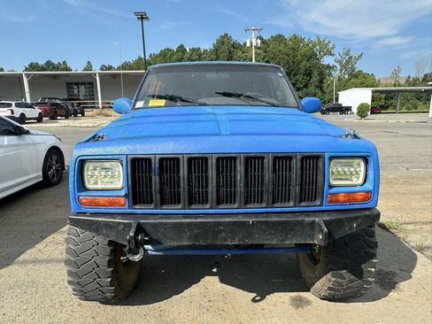 Used 2001 Jeep Cherokee Sport image 2