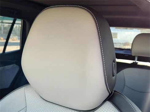 New 2026 Volkswagen Tiguan SE R-Line image 13