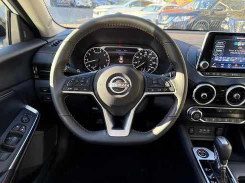 Used 2024 Nissan Sentra SR w/ Trunk Package image 11