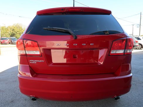 Used 2015 Dodge Journey SE w/ Flexible Seating Group image 10