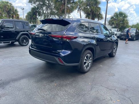 Used 2026 Toyota Highlander XLE AWD/4WD image 5