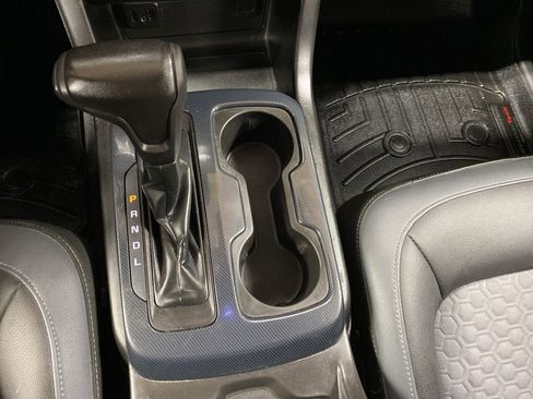 Used 2019 Chevrolet Colorado Z71 image 40