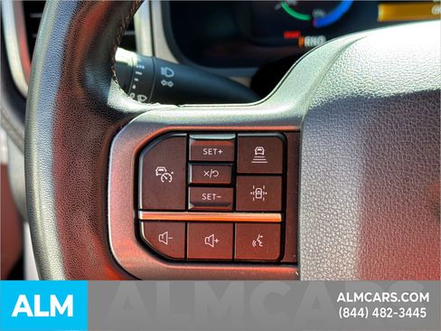 Used 2022 Ford F150 Lightning Lariat image 29