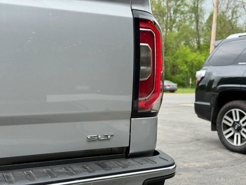 Used 2017 GMC Sierra 1500 SLT w/ SLT Premium Package AWD/4WD image 42