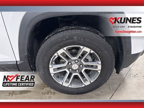 Used 2025 GMC Terrain Elevation image 18