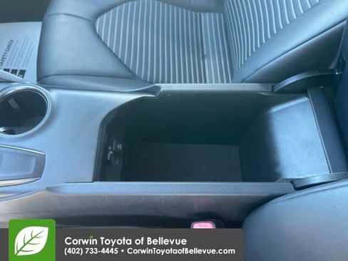 Used 2023 Toyota Camry SE image 25