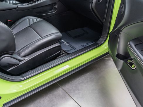 Used 2019 Dodge Challenger SRT Hellcat Redeye image 34