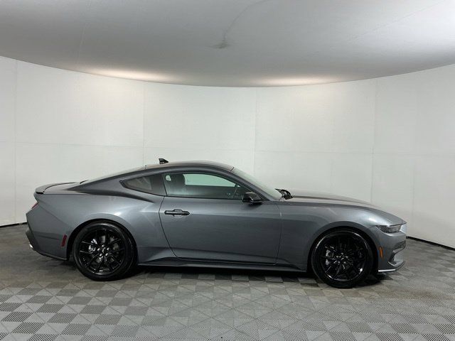 Used 2026 Ford Mustang Premium RWD image 4