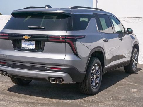 New 2026 Chevrolet Traverse LT w/ Driver Confidence Package FWD image 9