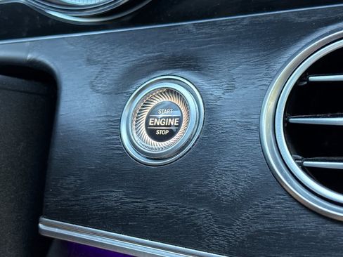 Certified 2019 Mercedes-Benz E 300 image 21