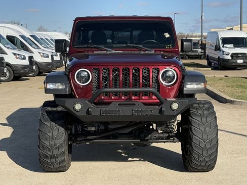 Used 2021 Jeep Gladiator Sport image 9