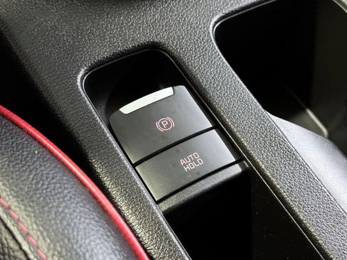 Used 2023 Kia Forte GT image 33