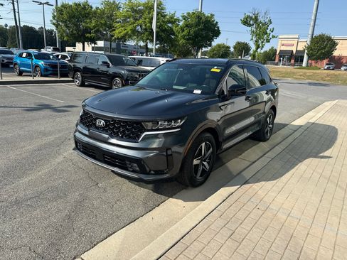 Used 2021 Kia Sorento EX FWD image 4