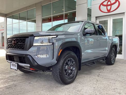 Used 2023 Nissan Frontier PRO-4X w/ Pro-4X Premium Package image 4