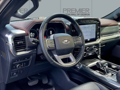 Used 2022 Ford F150 Lariat AWD/4WD image 19