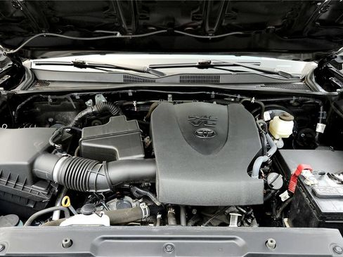 Used 2021 Toyota Tacoma SR5 image 15