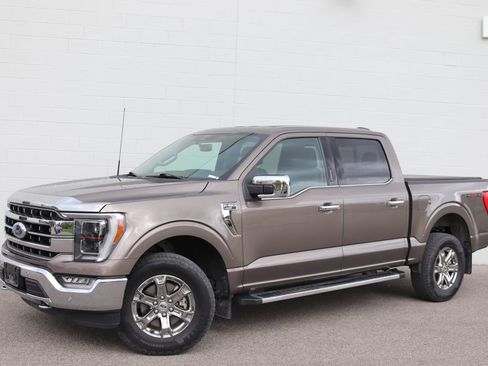Used 2022 Ford F150 Lariat w/ Equipment Group 502A High AWD/4WD image 6