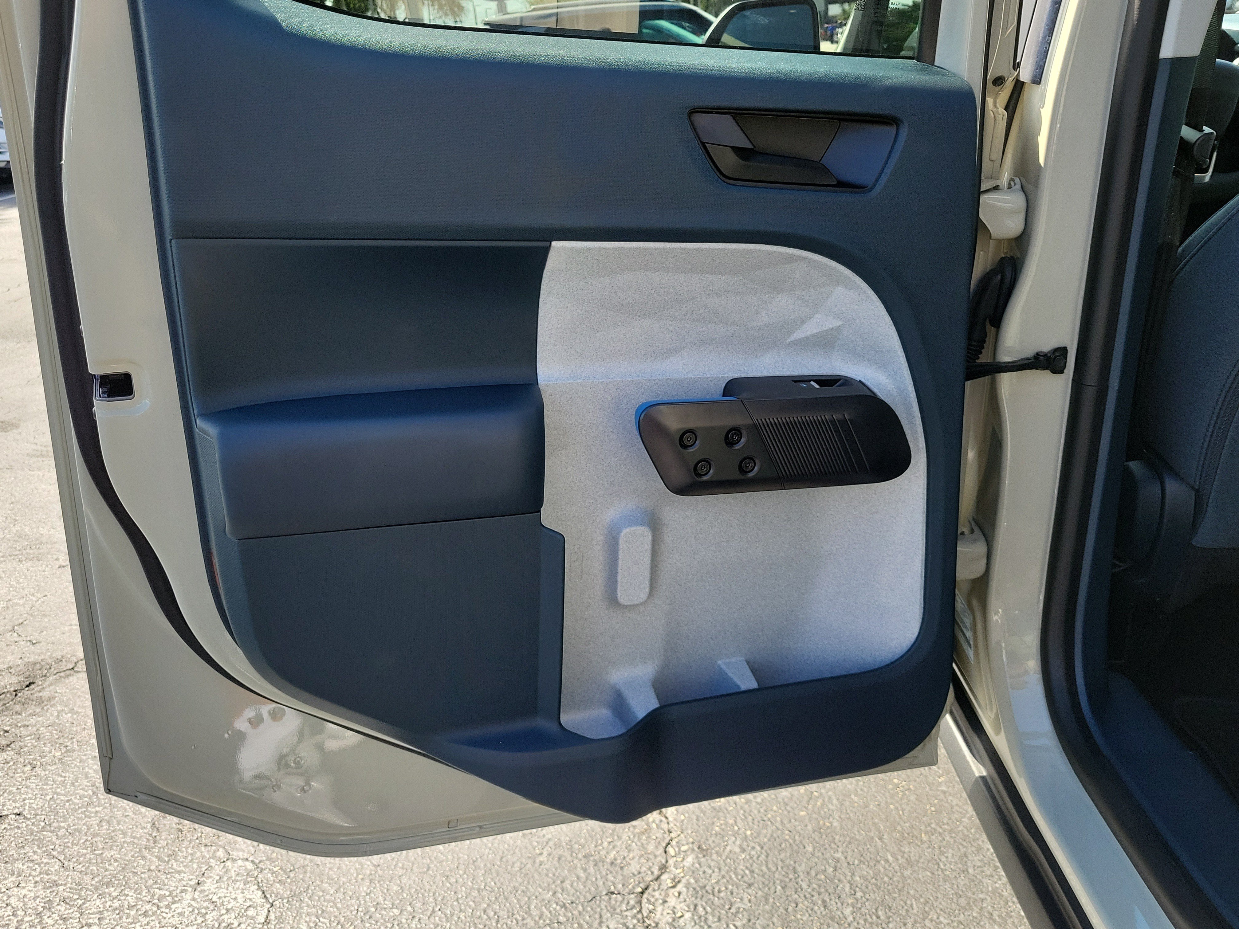 Certified 2025 Ford Maverick XLT FWD image 10