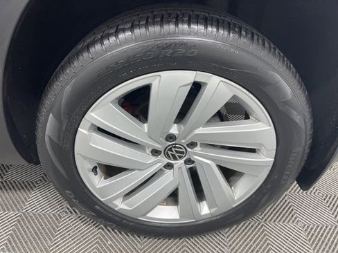 Used 2021 Volkswagen Atlas Cross Sport SE image 10