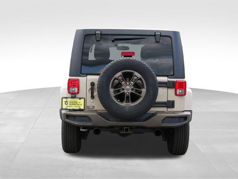 Used 2016 Jeep Wrangler Unlimited Sahara AWD/4WD image 8