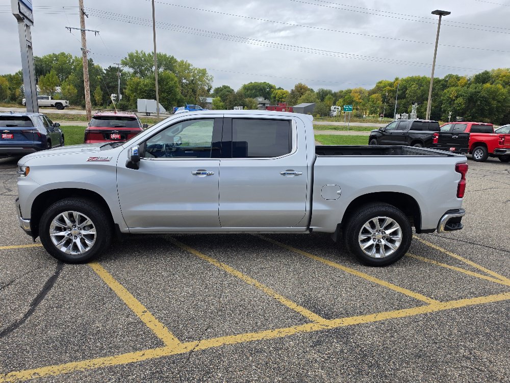 Used 2021 Chevrolet Silverado 1500 LTZ AWD/4WD image 2