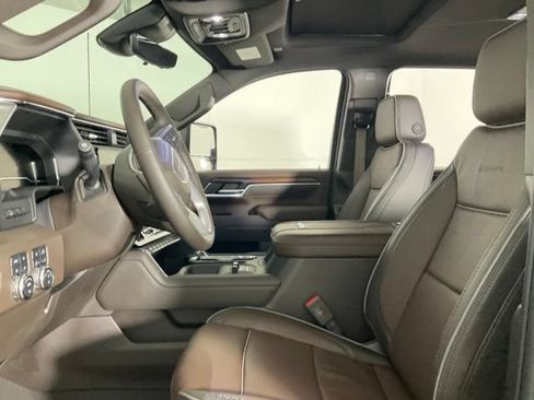 Used 2025 GMC Sierra 2500 Denali w/ Max Trailering Package AWD/4WD image 36