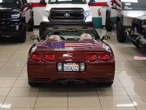 Used 2003 Chevrolet Corvette Convertible w/ Preferred Equipment Group1 image 20